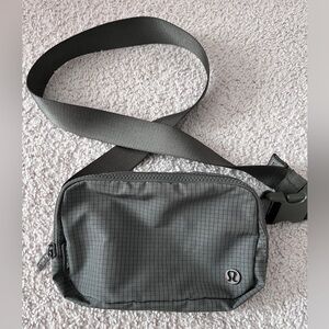Lululemon mini belt bag